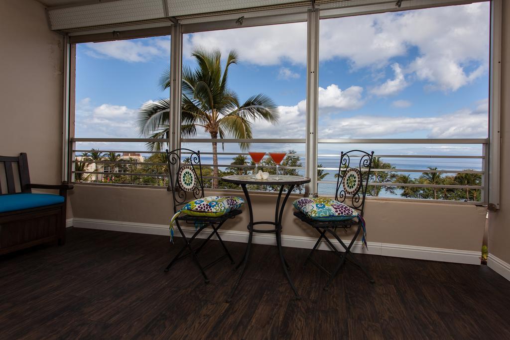 Kamaole Beach Royale Kihei Exterior photo